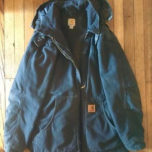 Carhartt Mens Medium Sherpa Lined Jacket with Hood